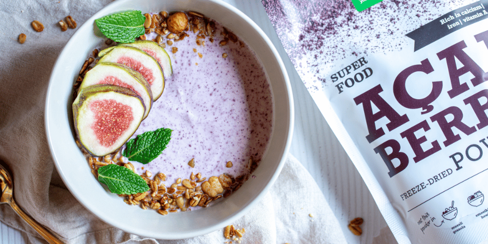acai yoghurt bowl