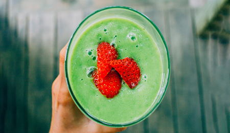 Groene aloë vera sap smoothie